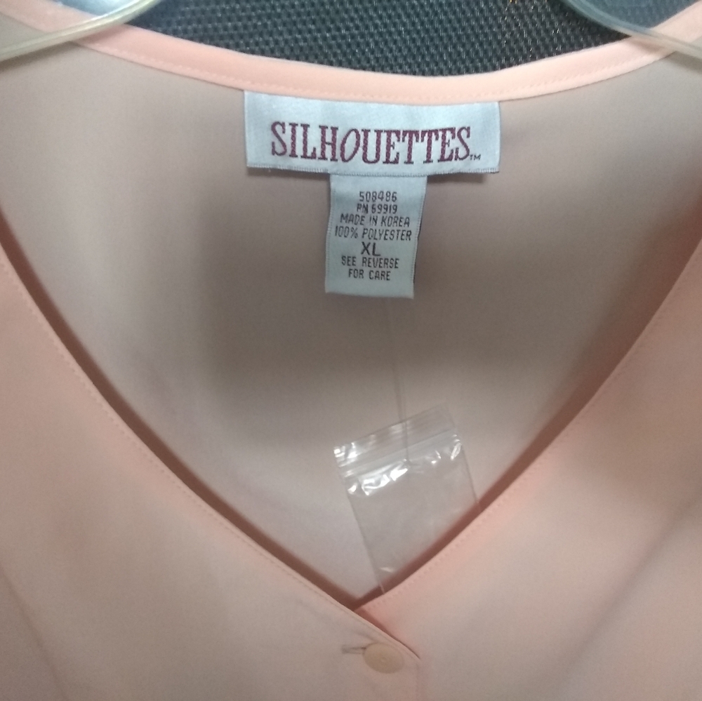 Pink blouse - Picture 5 of 6